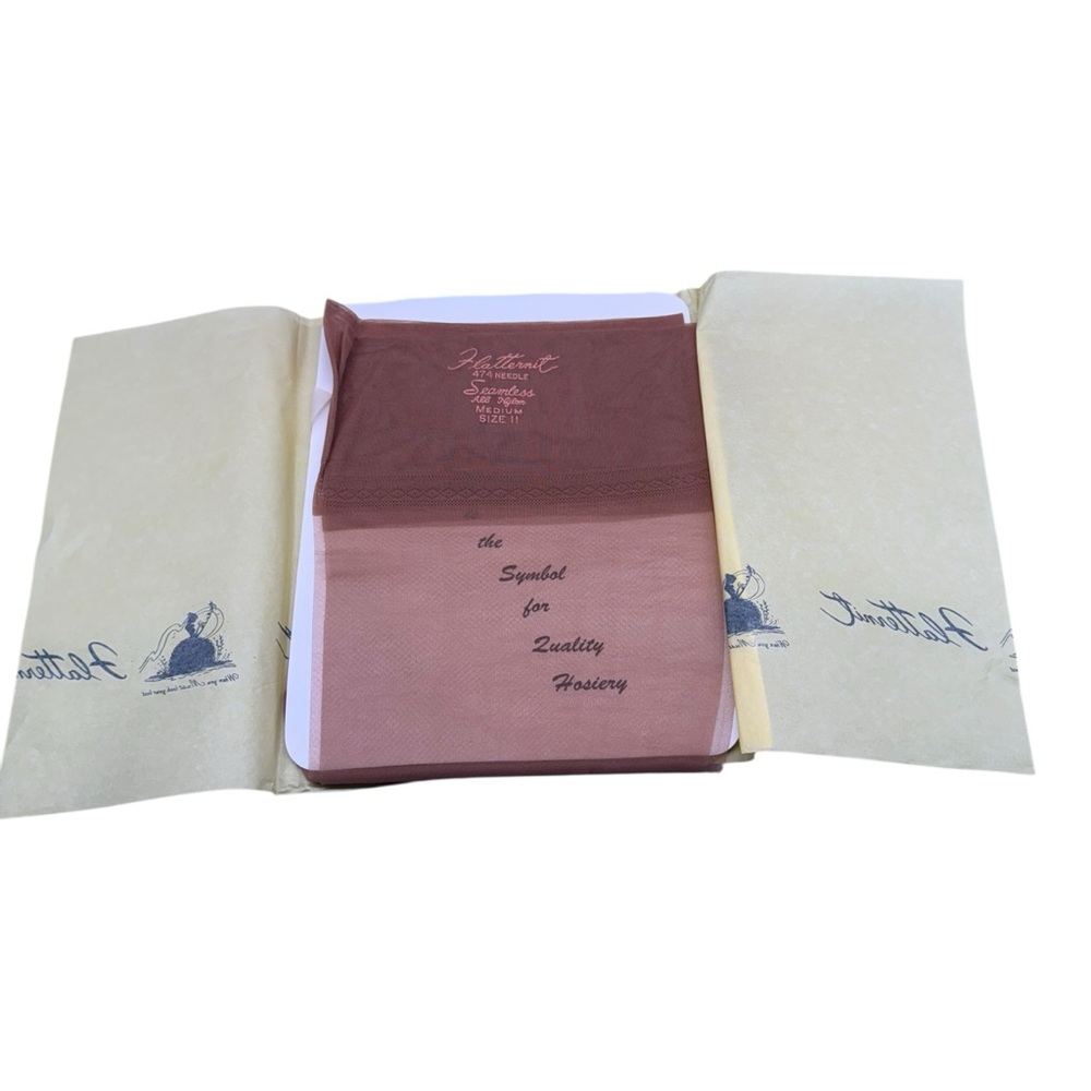 VTG FLATTERKNIT BY HUFFMAN RHT All NYLON STOCKINGS SZ 11 M HOURGLASS 474M